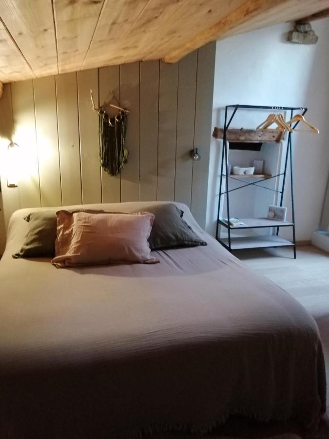 Le Logis D'Hestia Apartman Billom Kültér fotó