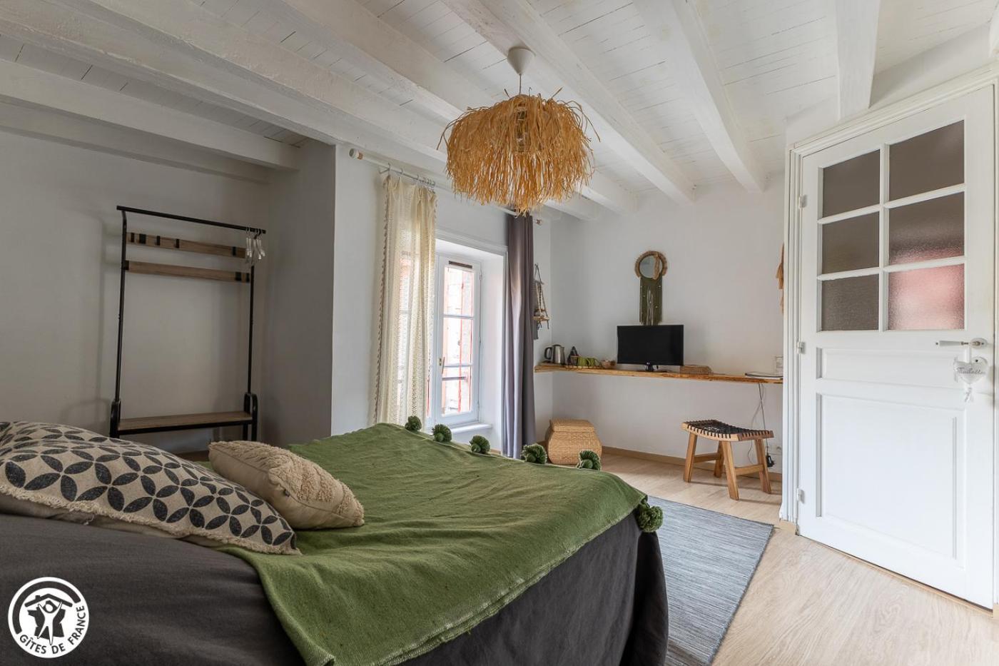 Le Logis D'Hestia Apartman Billom Kültér fotó