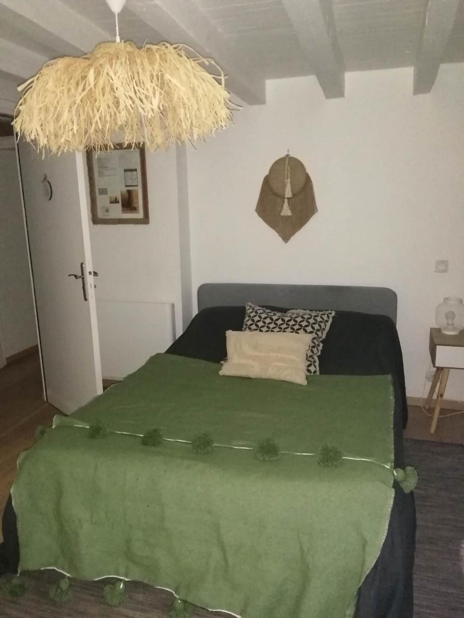 Le Logis D'Hestia Apartman Billom Szoba fotó